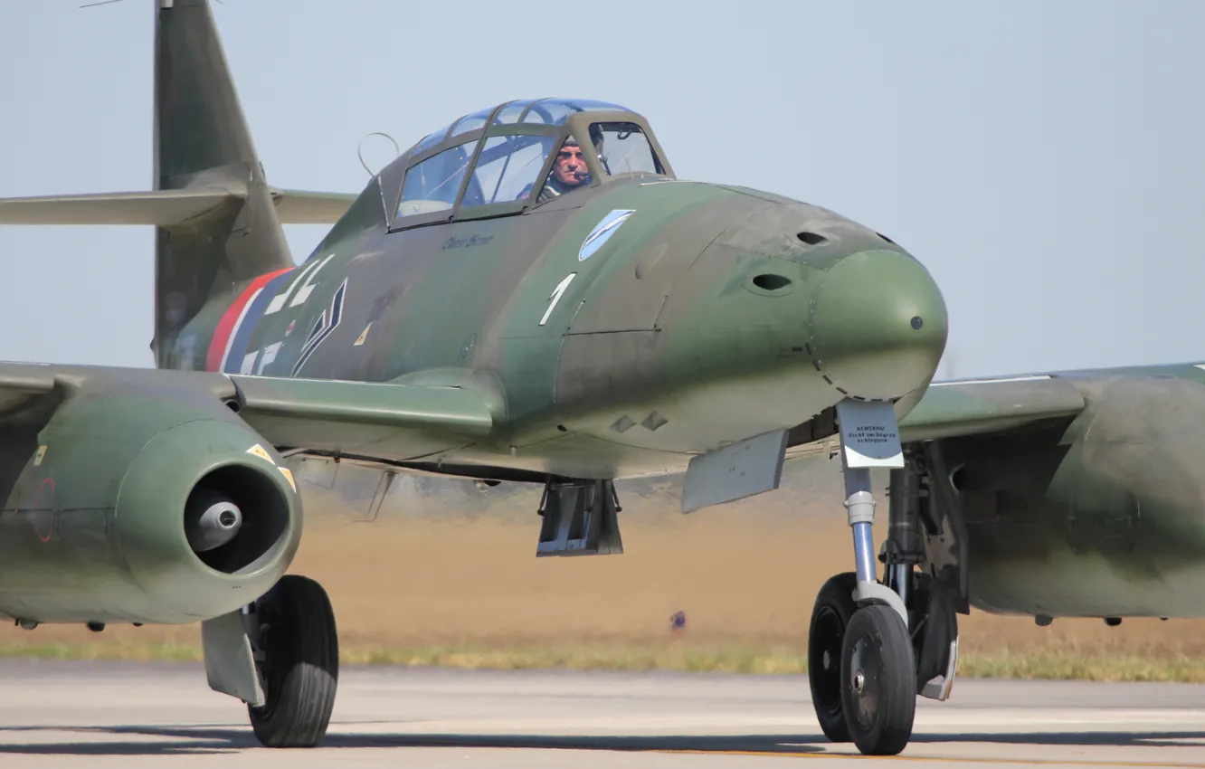 Photo wallpaper fighter, bomber, the airfield, jet, Me.262, Messershmitt