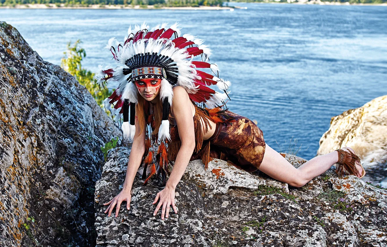 Photo wallpaper look, water, girl, pose, stones, feathers, paint, roach