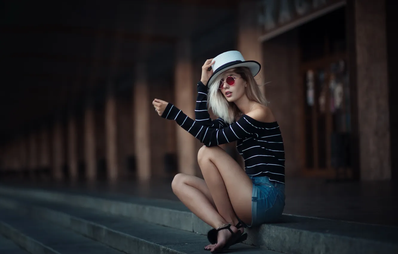 Photo wallpaper girl, hat, Marina