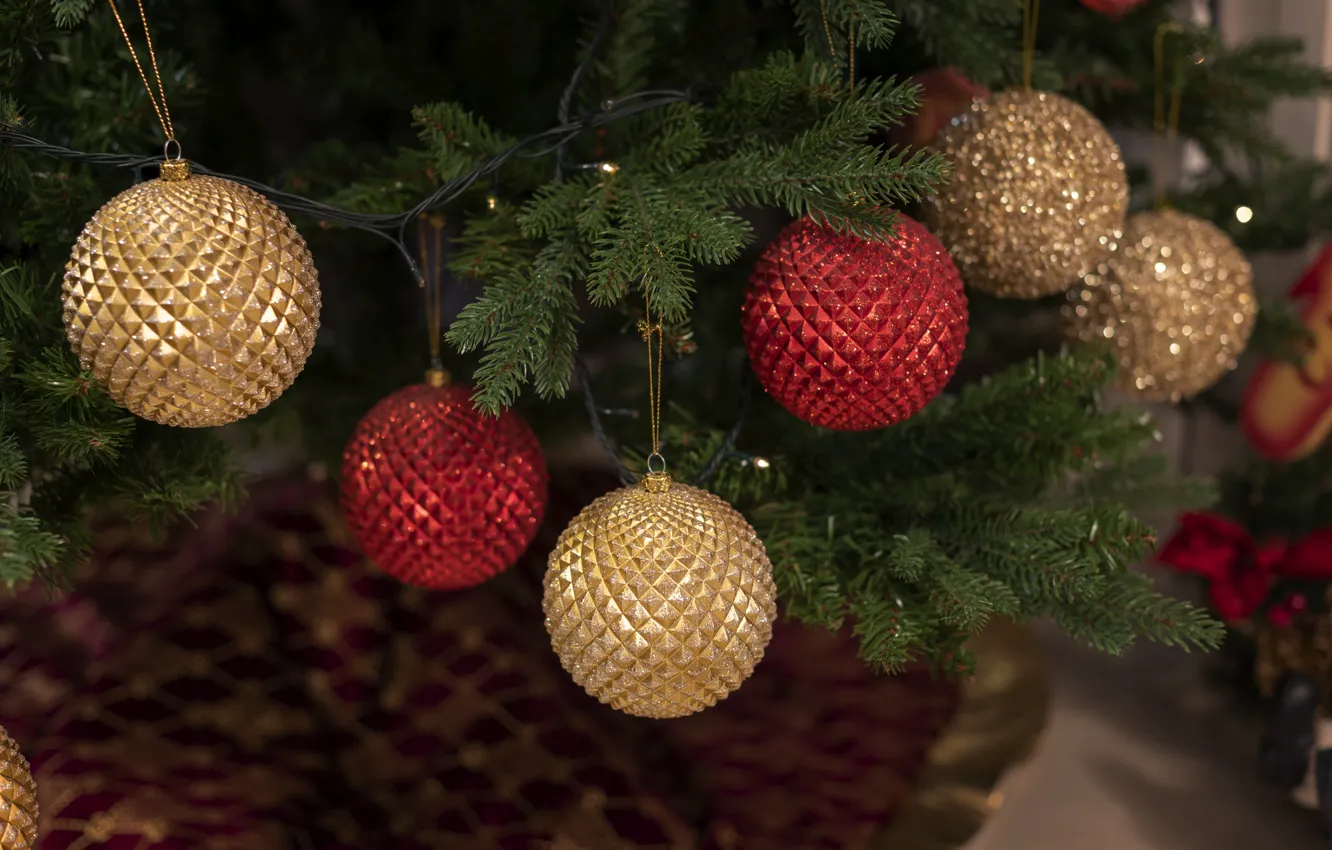 Photo wallpaper winter, balls, branches, red, holiday, balls, Shine, tree