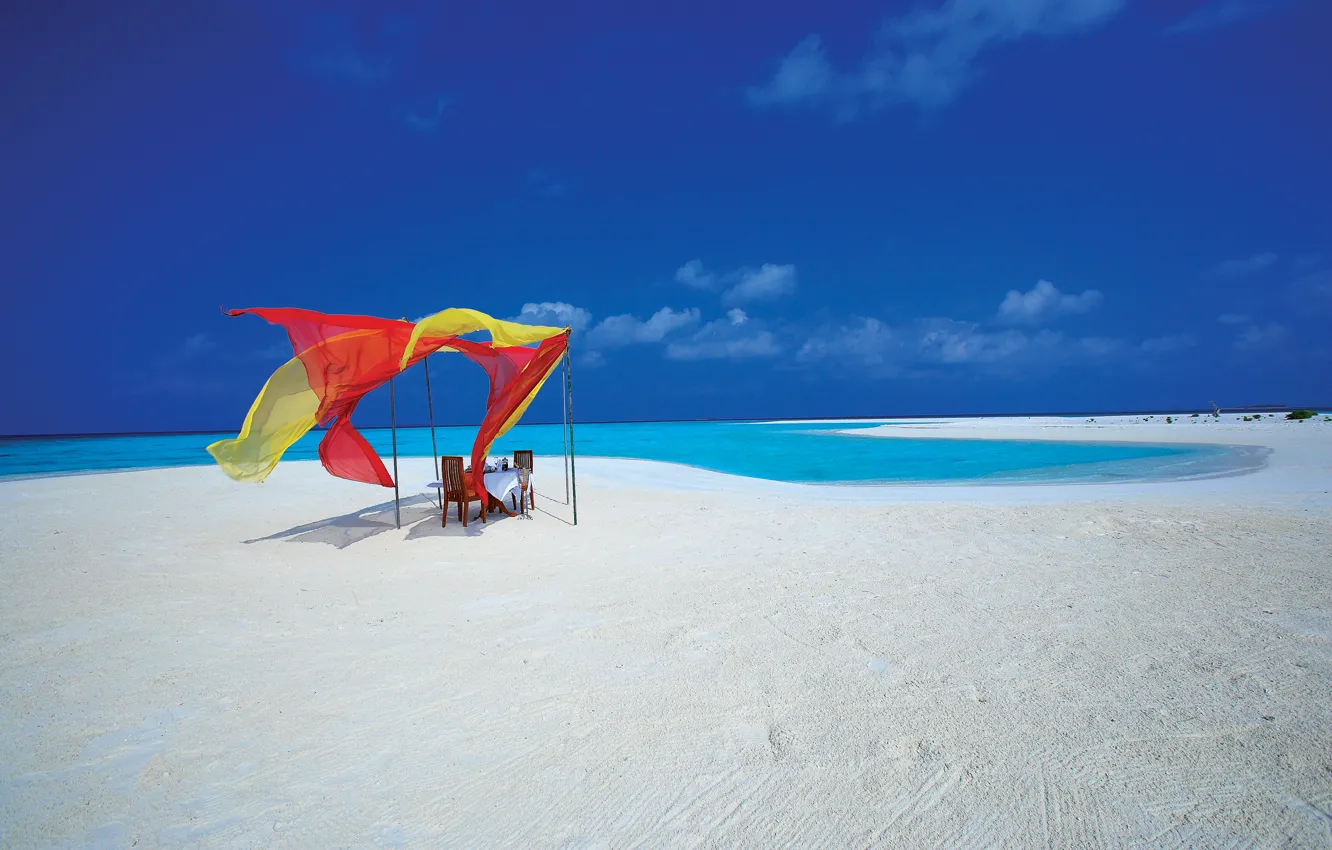 Photo wallpaper Island, Shore, Paradise, The Maldives, Stay, Romance, Table