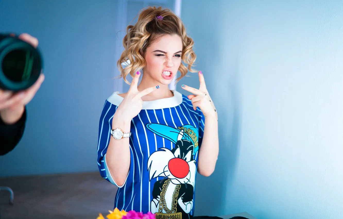 Photo wallpaper girl, hands, jacket, Maryana Ro