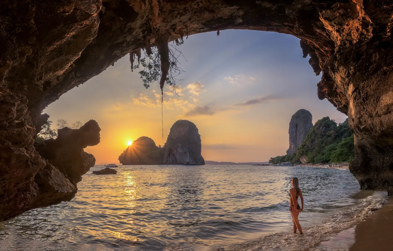 Photo wallpaper sand, sea, wave, beach, summer, the sky, girl, the sun