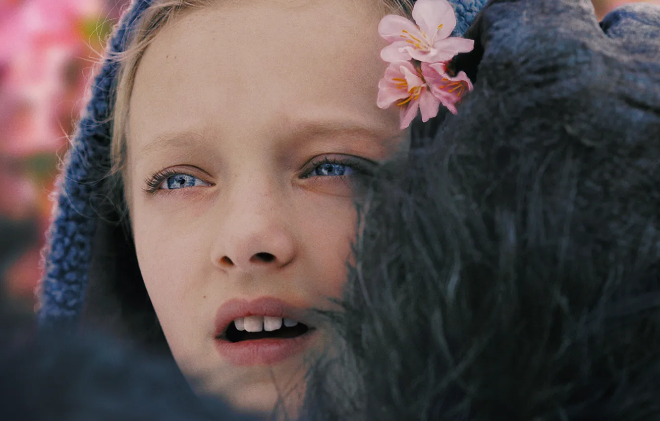Photo wallpaper cinema, girl, monkey, flower, Nova, movie, film, kid