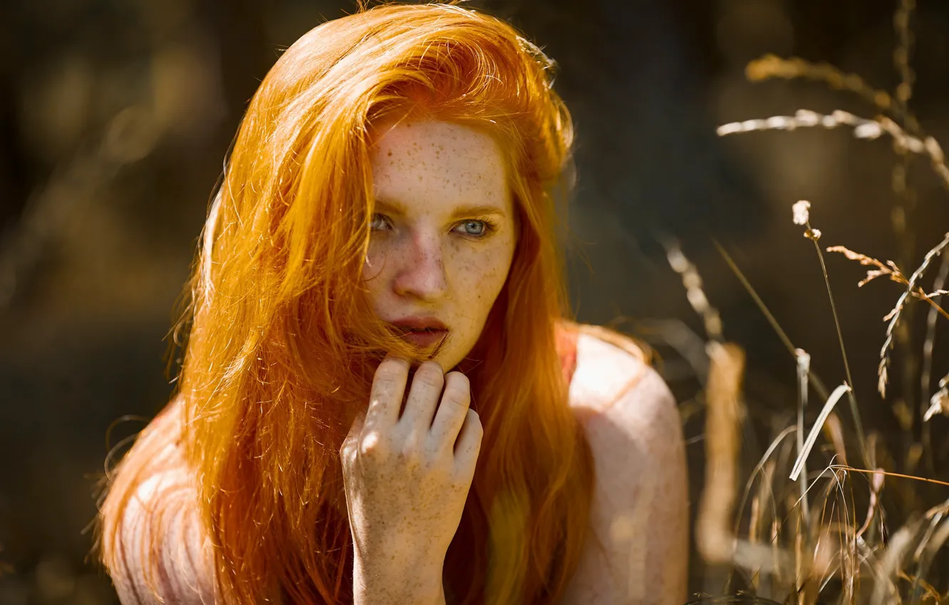 Photo wallpaper girl, face, hair, portrait, hands, freckles, red, redhead