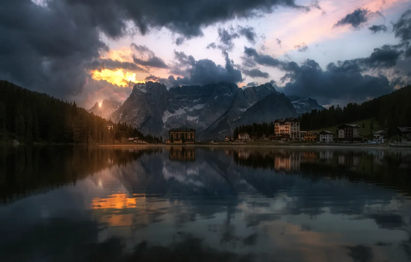Photo wallpaper lake, Misurina, Lake Misurina, resort in the Dolomites, in the province of Belluno, Venice