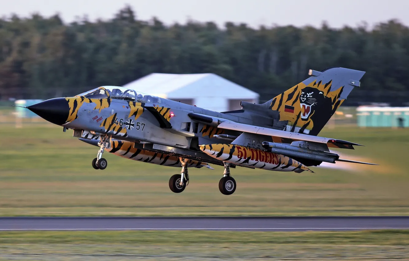 Photo wallpaper combat, Jet, GR4, Panavia Tornado