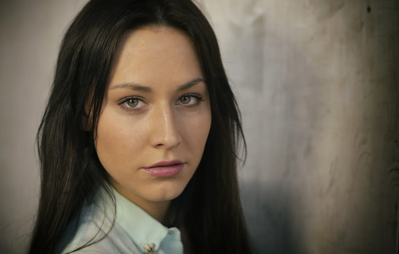 Photo wallpaper look, background, portrait, woman, dark-haired