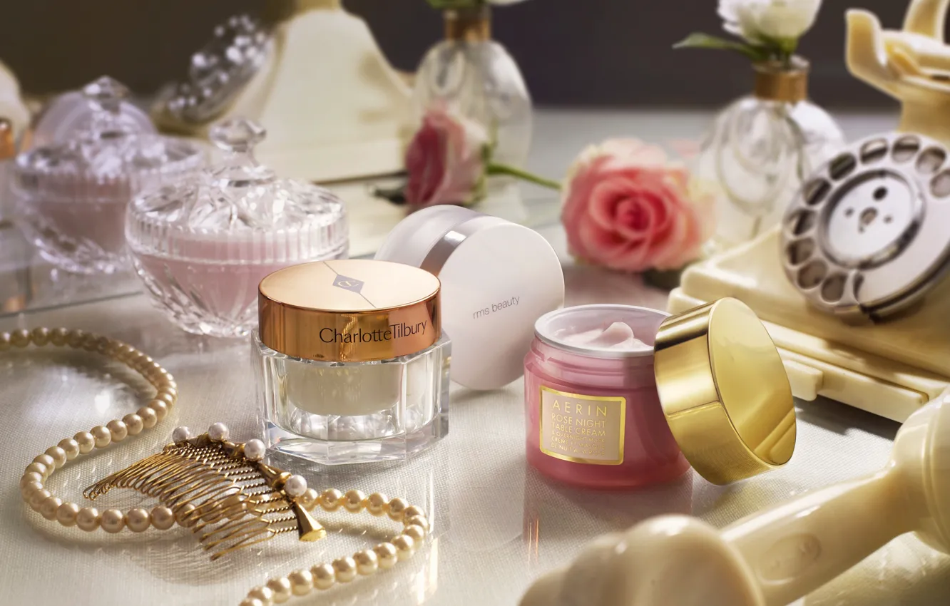 Photo wallpaper roses, necklace, comb, phone, cream