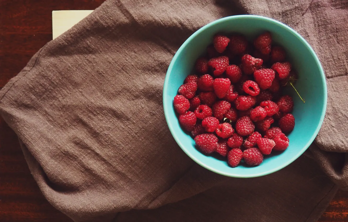 Photo wallpaper berries, raspberry, Cup, bowl, bag, burlap