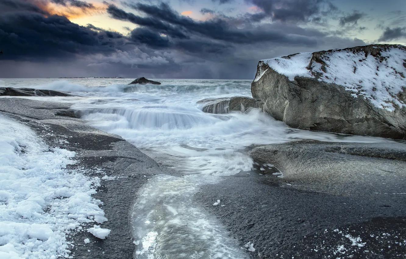 Photo wallpaper sea, clouds, shore