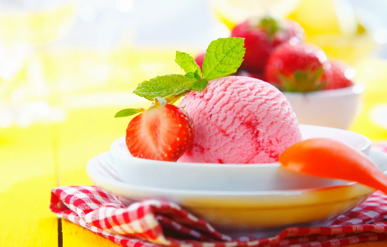 Photo wallpaper strawberry, ice cream, dessert, sweet, strawberry, dessert, berries, ice cream
