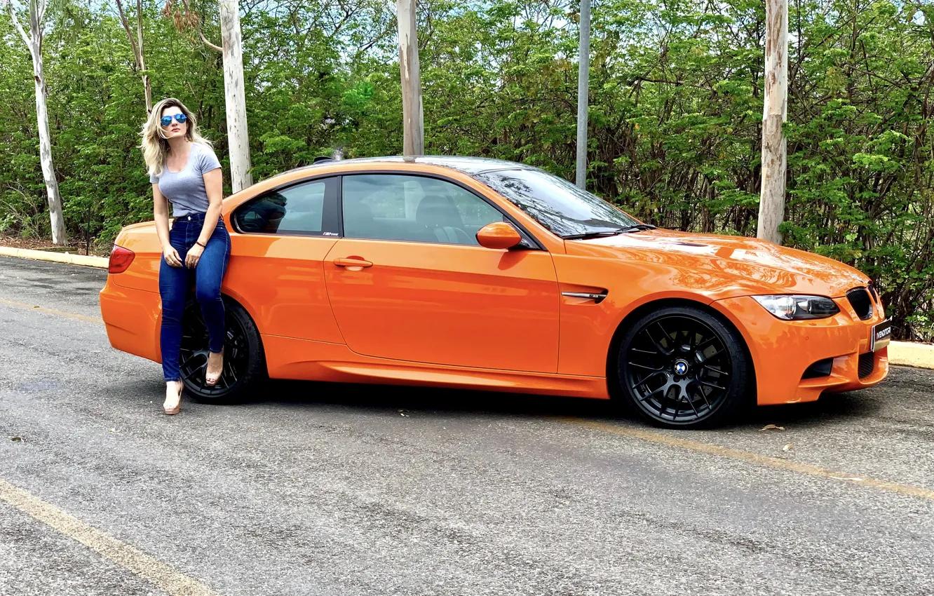 Photo wallpaper girl, e92, Lime Rock Park Edition, M3