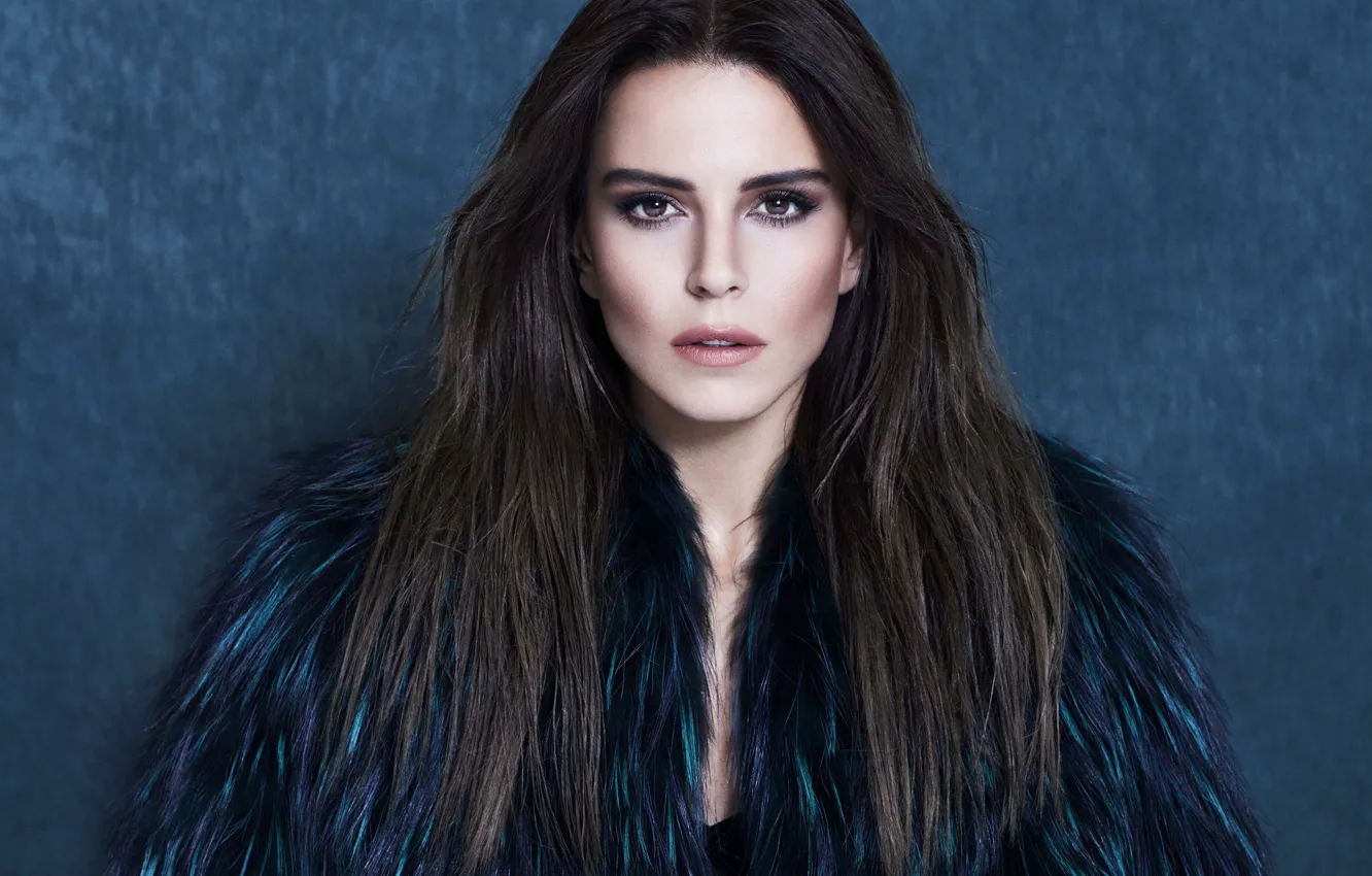 Photo wallpaper look, girl, hair, portrait, makeup, coat, Icon