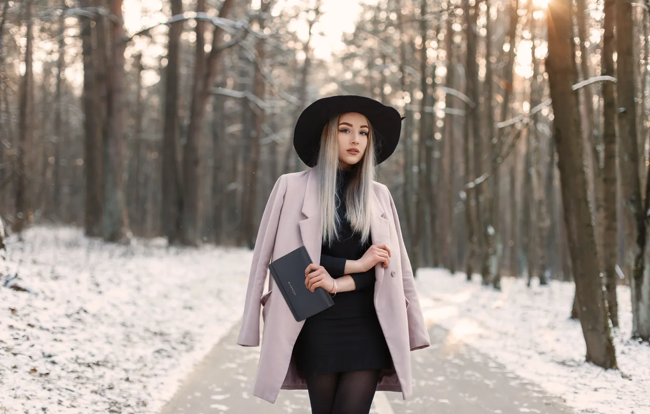 Photo wallpaper girl, hat, nature, lifestyle, model, Lady, Glamour, January
