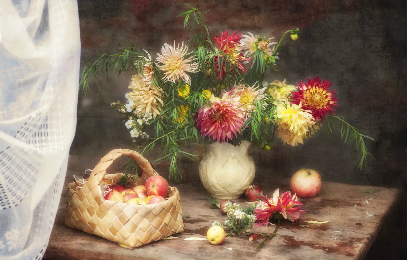 Photo wallpaper leaves, flowers, yellow, red, table, apples, bouquet, curtains