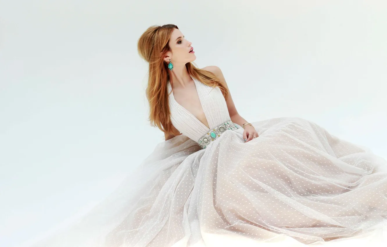 Photo wallpaper girl, actress, red, Bella Thorne, Bella Thorne