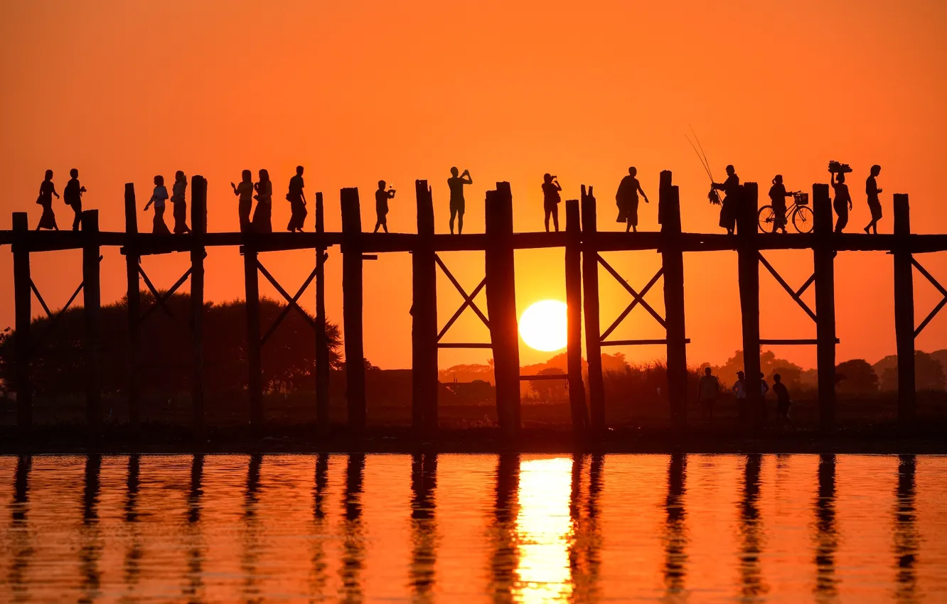 Photo wallpaper sea, water, sunset, bridge, people, silhouettes, Landscape, bridge