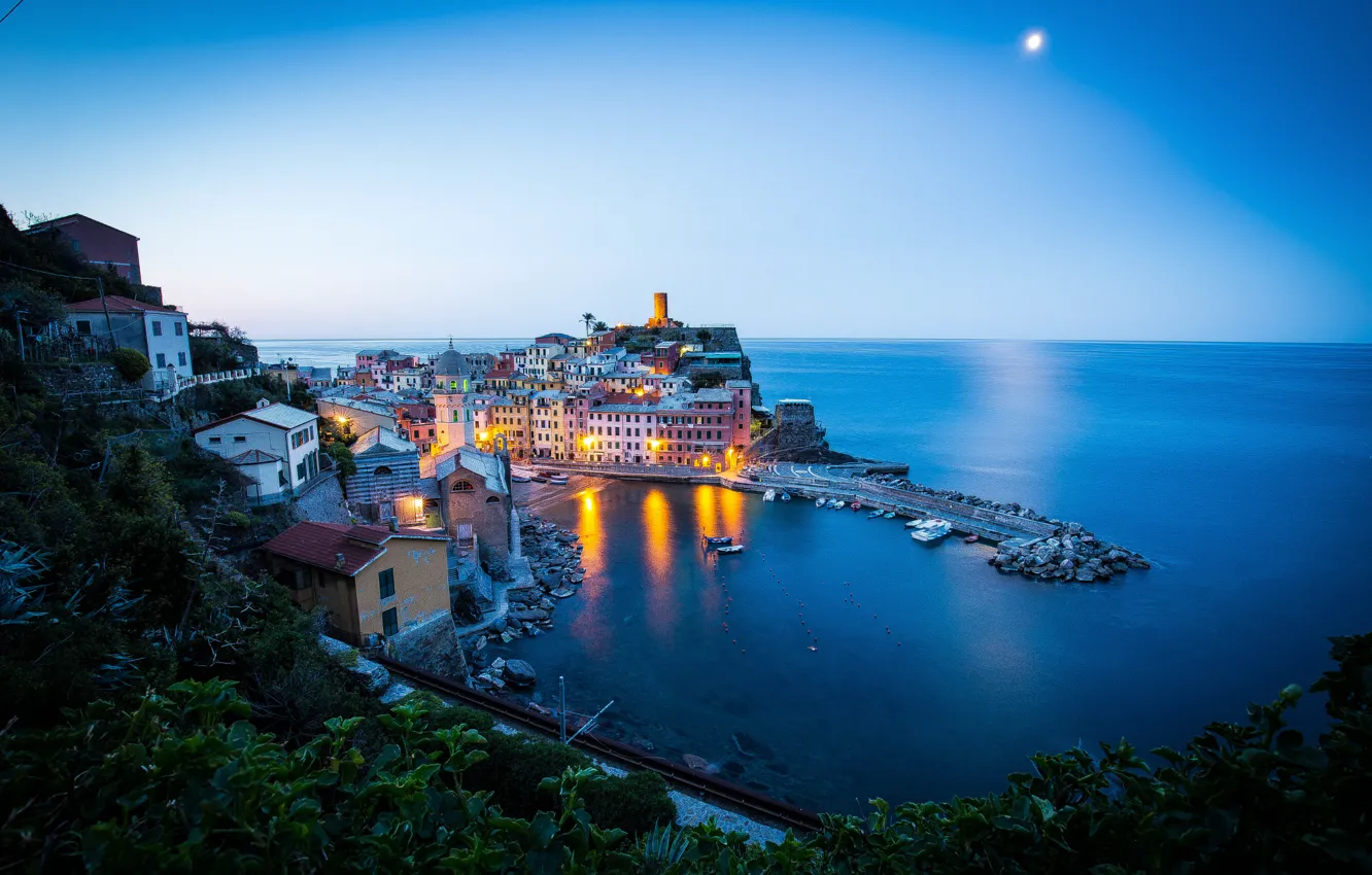Photo wallpaper sea, dawn, Italy, harbour