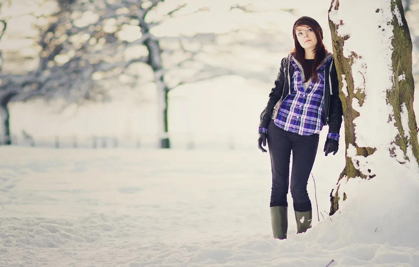 Photo wallpaper winter, girl, trees