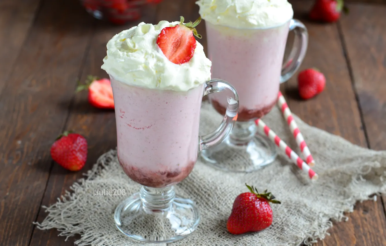 Photo wallpaper cream, strawberry, dessert