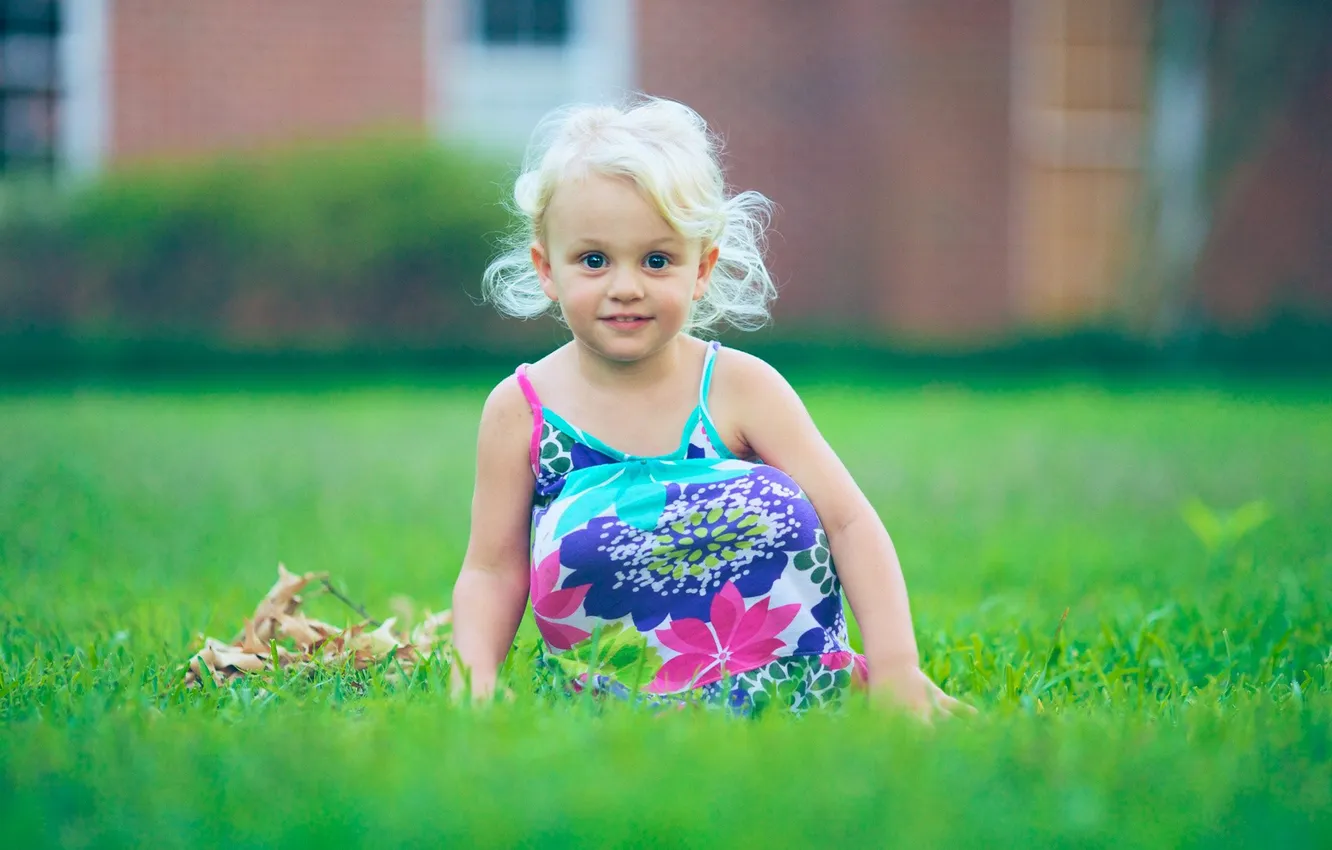 Photo wallpaper greens, grass, leaves, nature, children, smile, meadow, blonde