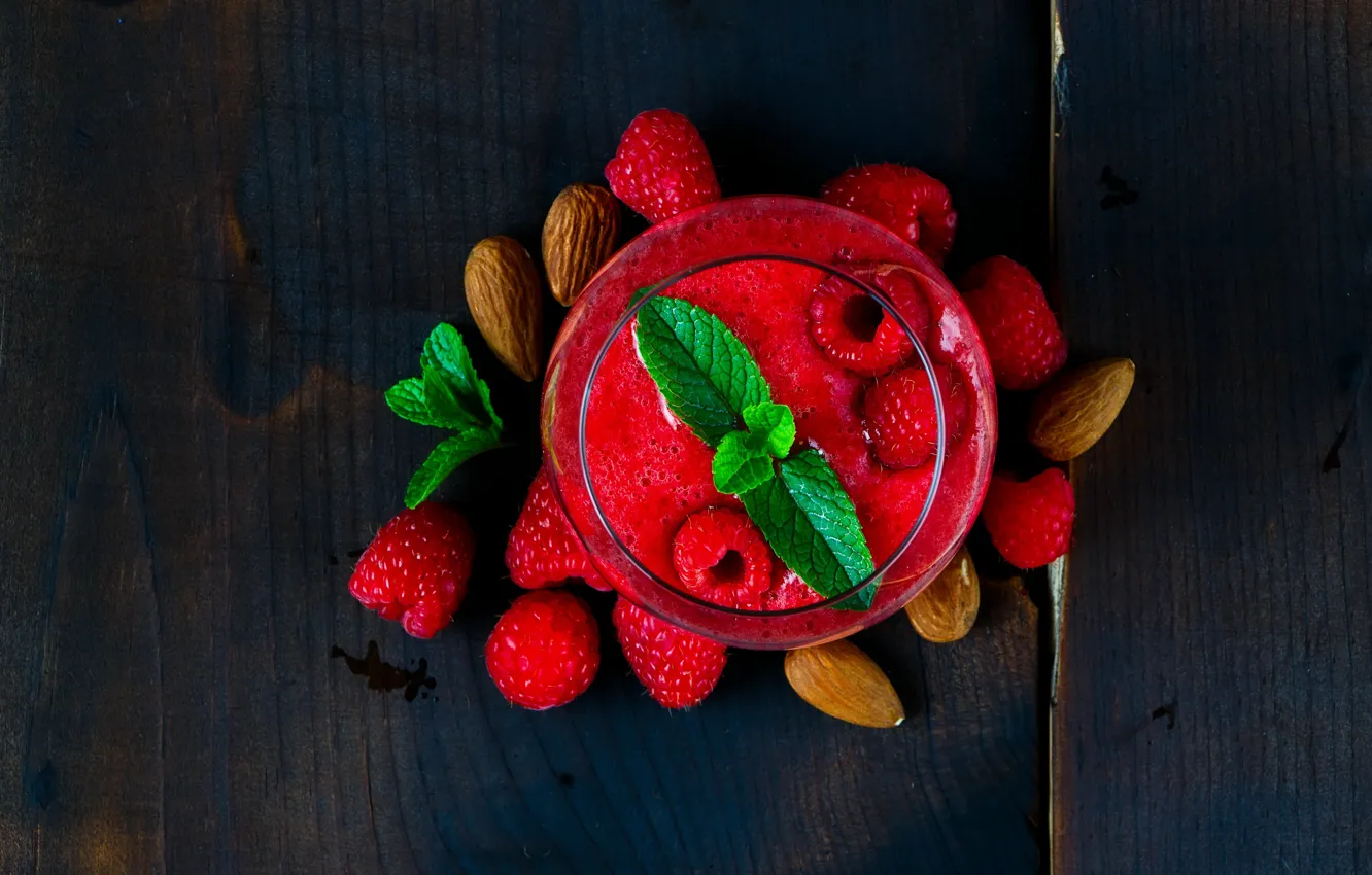 Photo wallpaper raspberry, cocktail, drink, nuts, mint, smoothies