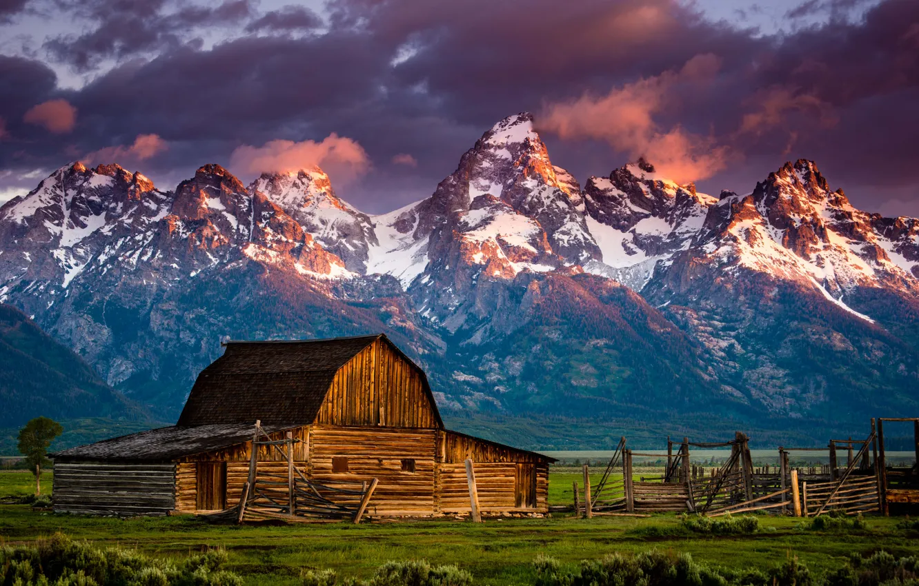 Photo wallpaper the sky, mountains, clouds, home, USA