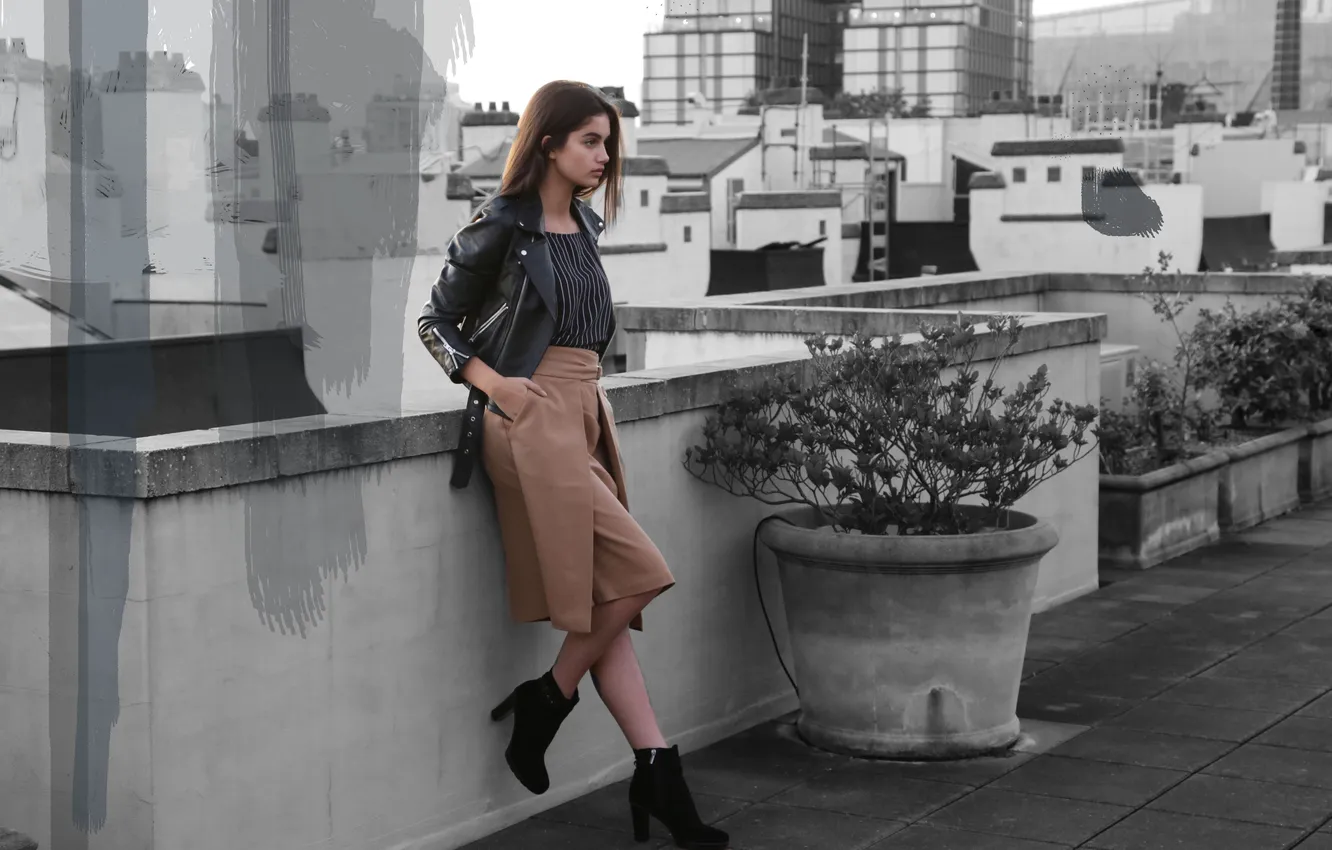 Photo wallpaper woman, young, beautiful, model, brunette, clothes, Charming