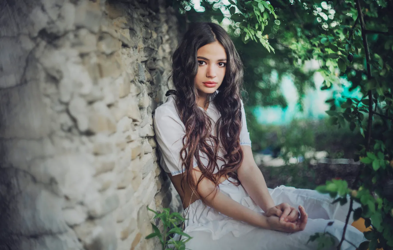 Photo wallpaper look, girl, branches, nature, face, wall, foliage, portrait