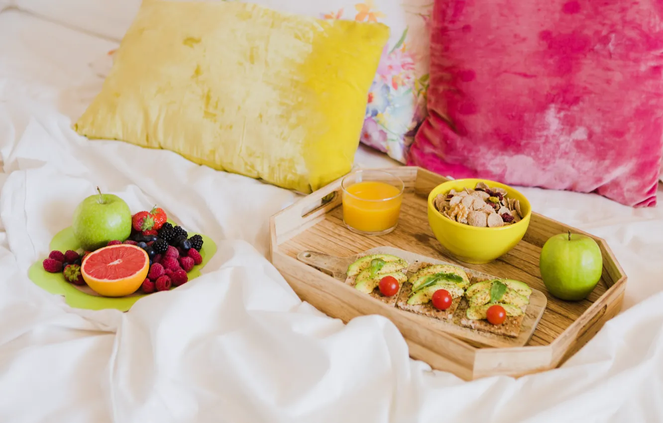 Photo wallpaper berries, Breakfast, juice, muesli, sandwiches