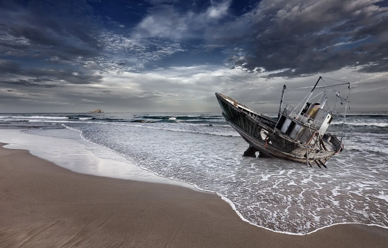 Photo wallpaper sand, the sky, clouds, the ocean, shore, coast, boat, dal