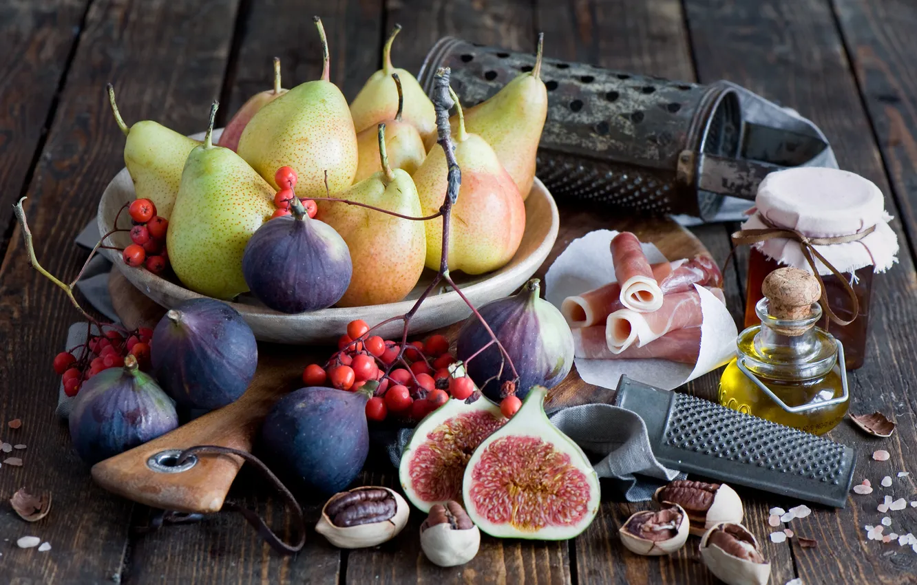 Photo wallpaper oil, walnut, pear, bacon, figs