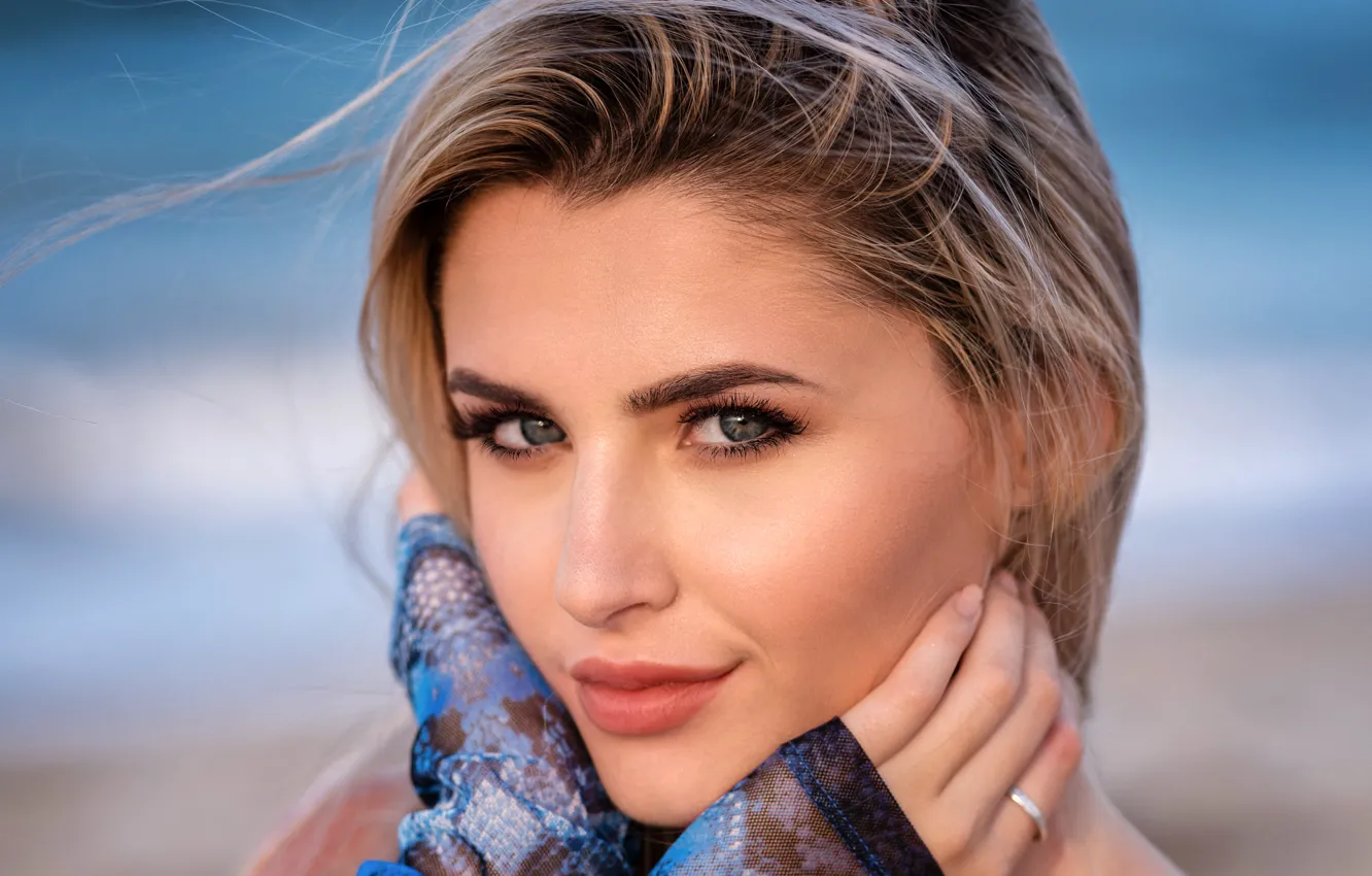 Photo wallpaper look, close-up, face, pose, model, portrait, hands, makeup