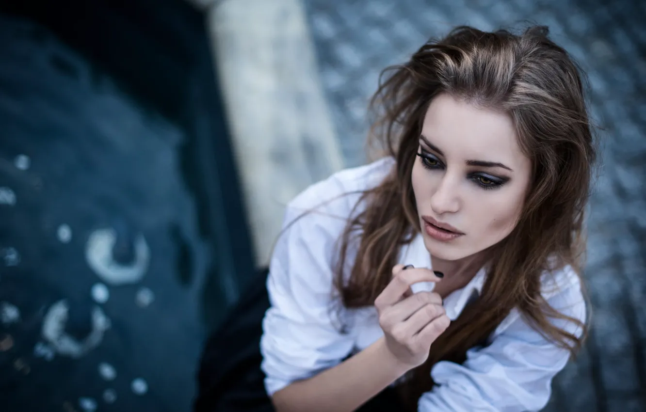 Photo wallpaper look, girl, photo, model, hair, brunette, nails