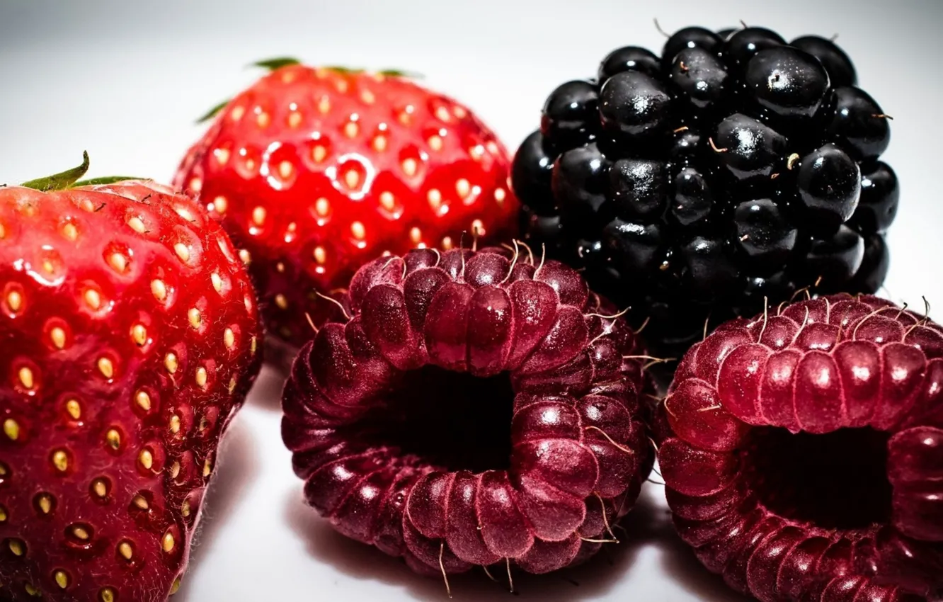 Photo wallpaper berries, raspberry, strawberry, berries, Victoria, strawberries, raspberries
