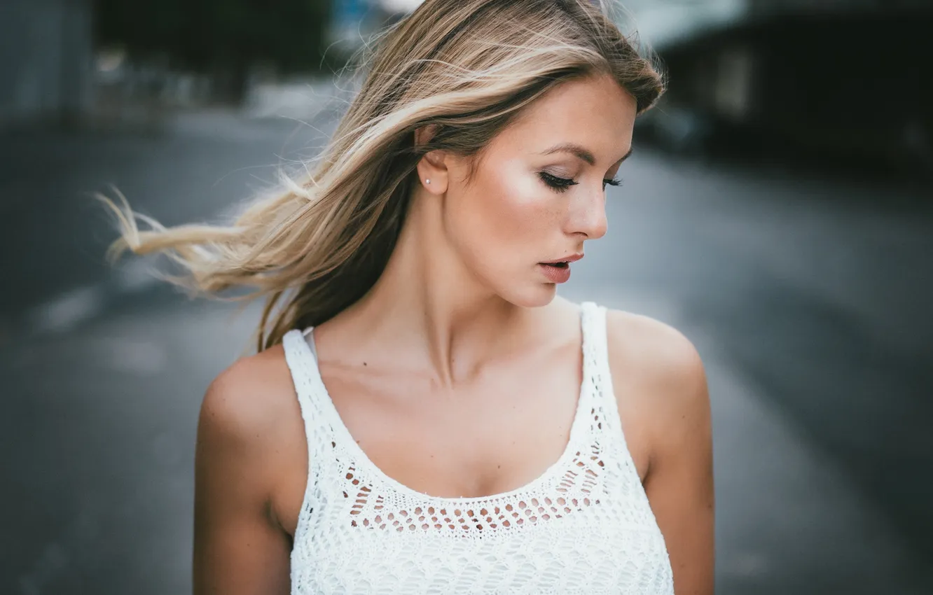 Photo wallpaper girl, white, sexy, model, beauty, bokeh, hair, blonde