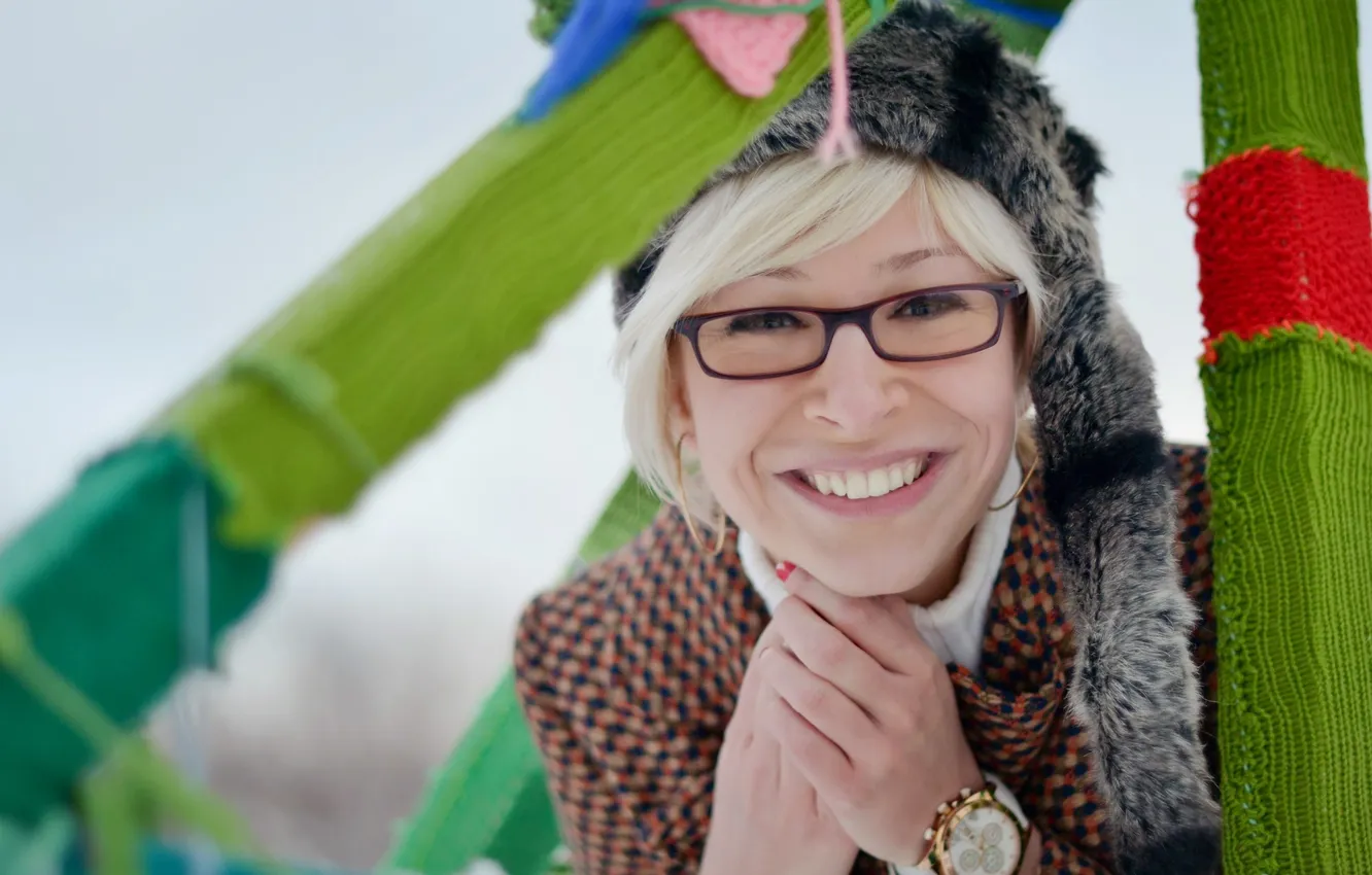 Photo wallpaper girl, smile, watch, girl, woman, Olga Valikova, Olga Vastikova