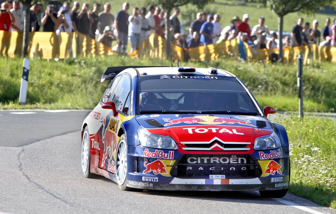 Photo wallpaper auto, people, Citroen, Citroen, the front, Rally, Sebastien Loeb, Fans