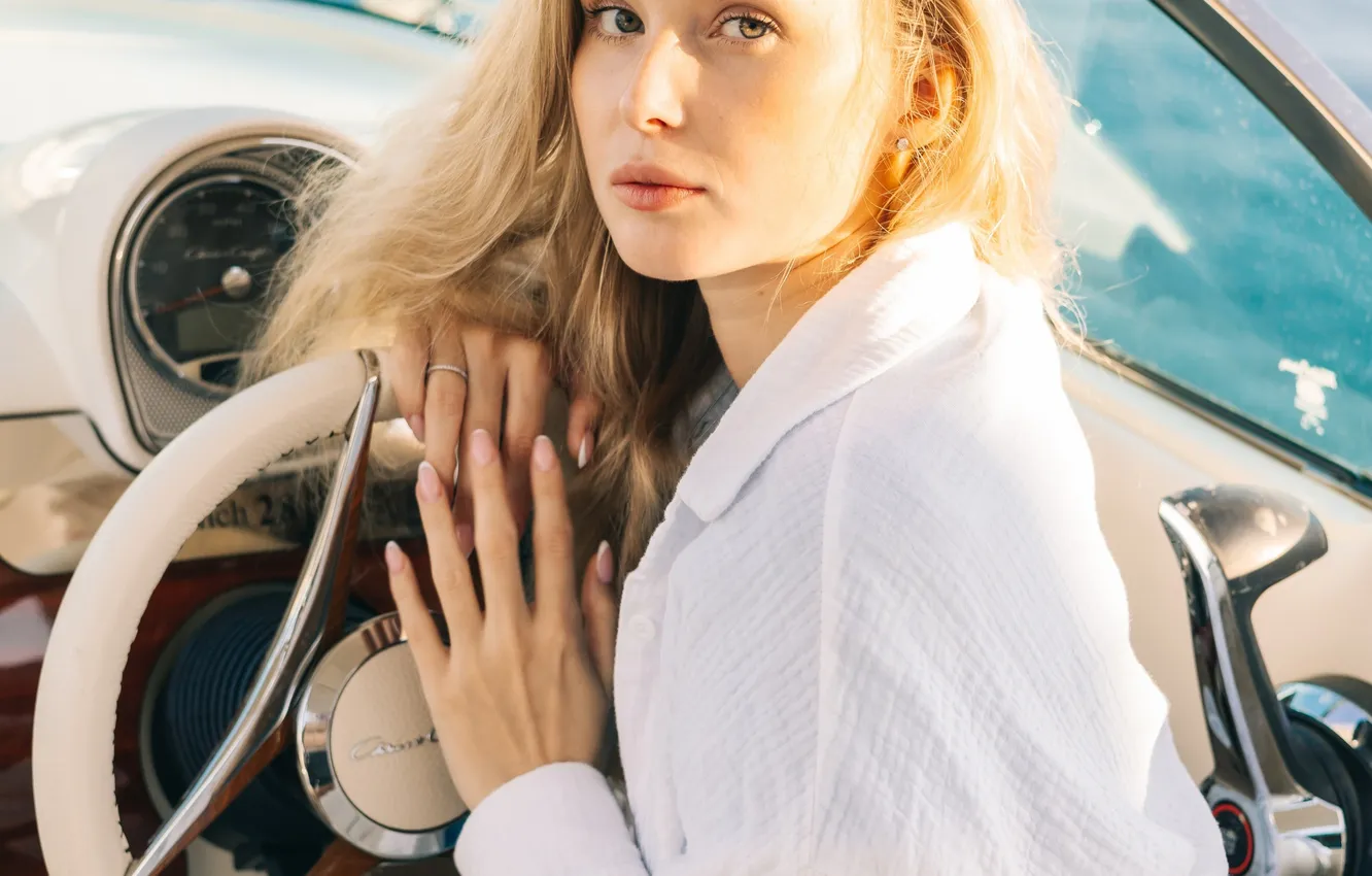 Photo wallpaper portrait, blonde, Elizabeth, Julia Tumenko