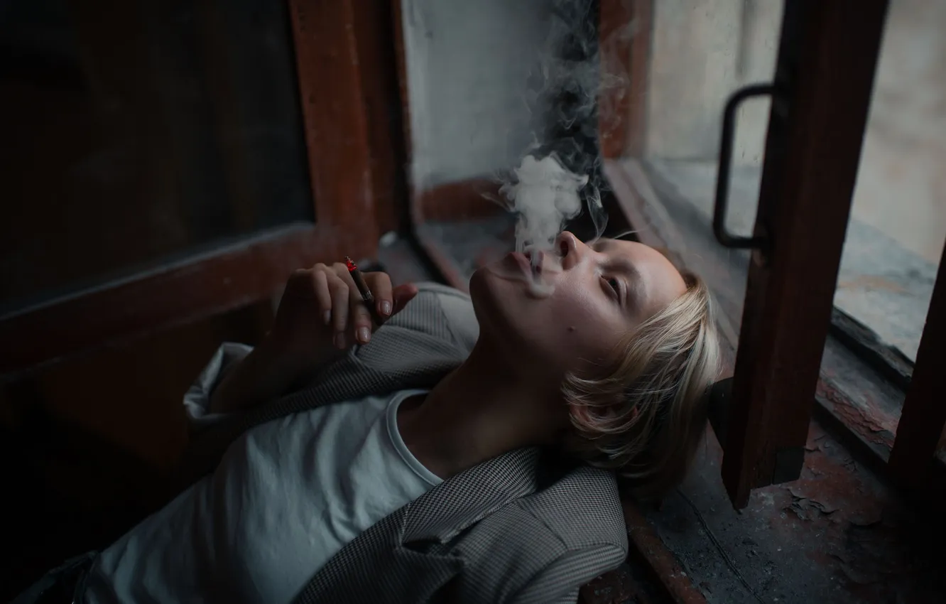 Photo wallpaper girl, smoke, cigarette, Alexander Strelkov