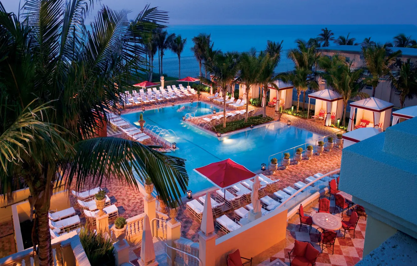 Photo wallpaper palm trees, the ocean, the evening, pool, resort