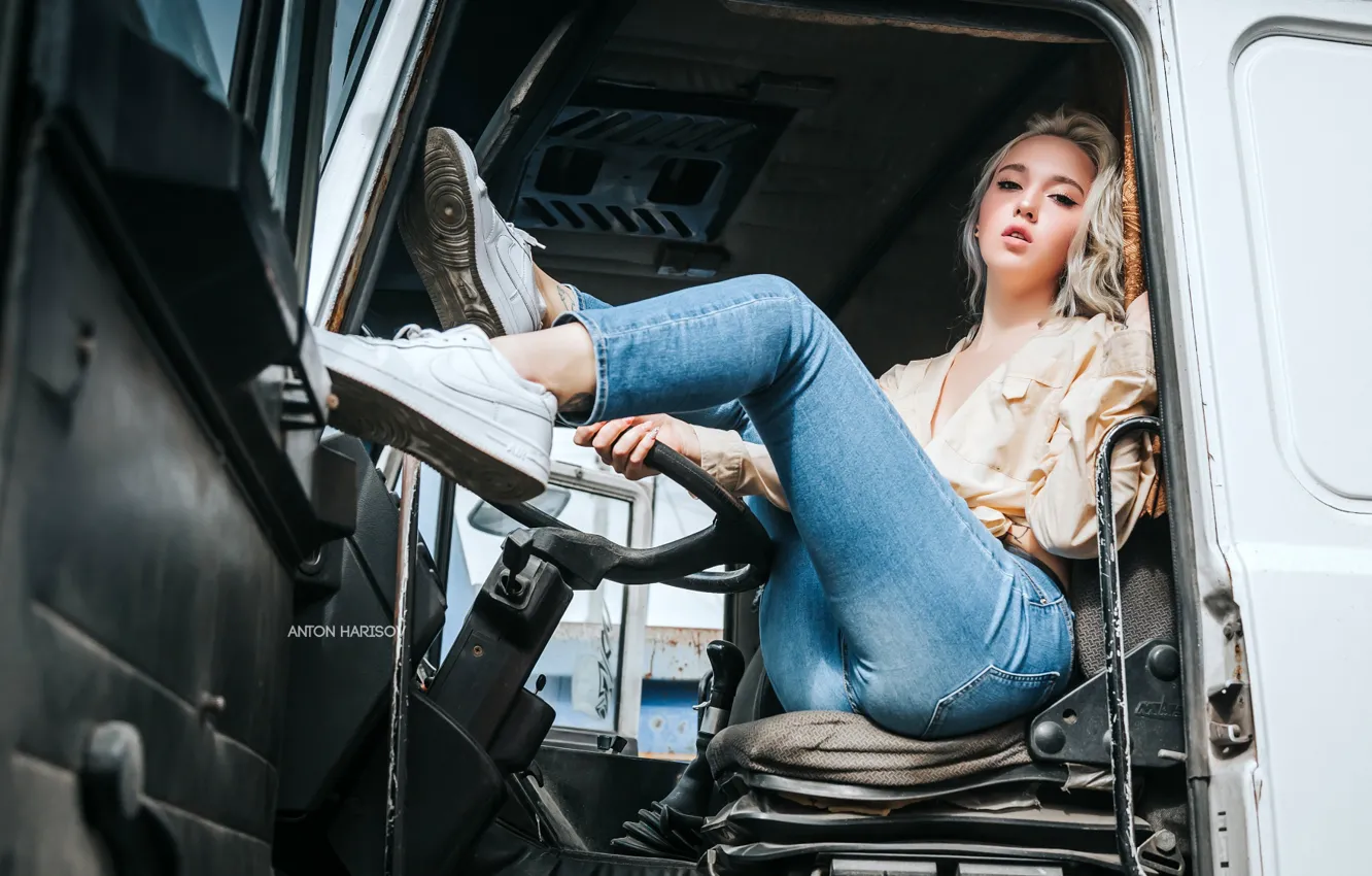 Photo wallpaper machine, girl, pose, feet, jeans, Truck, cabin, Anton Kharisov
