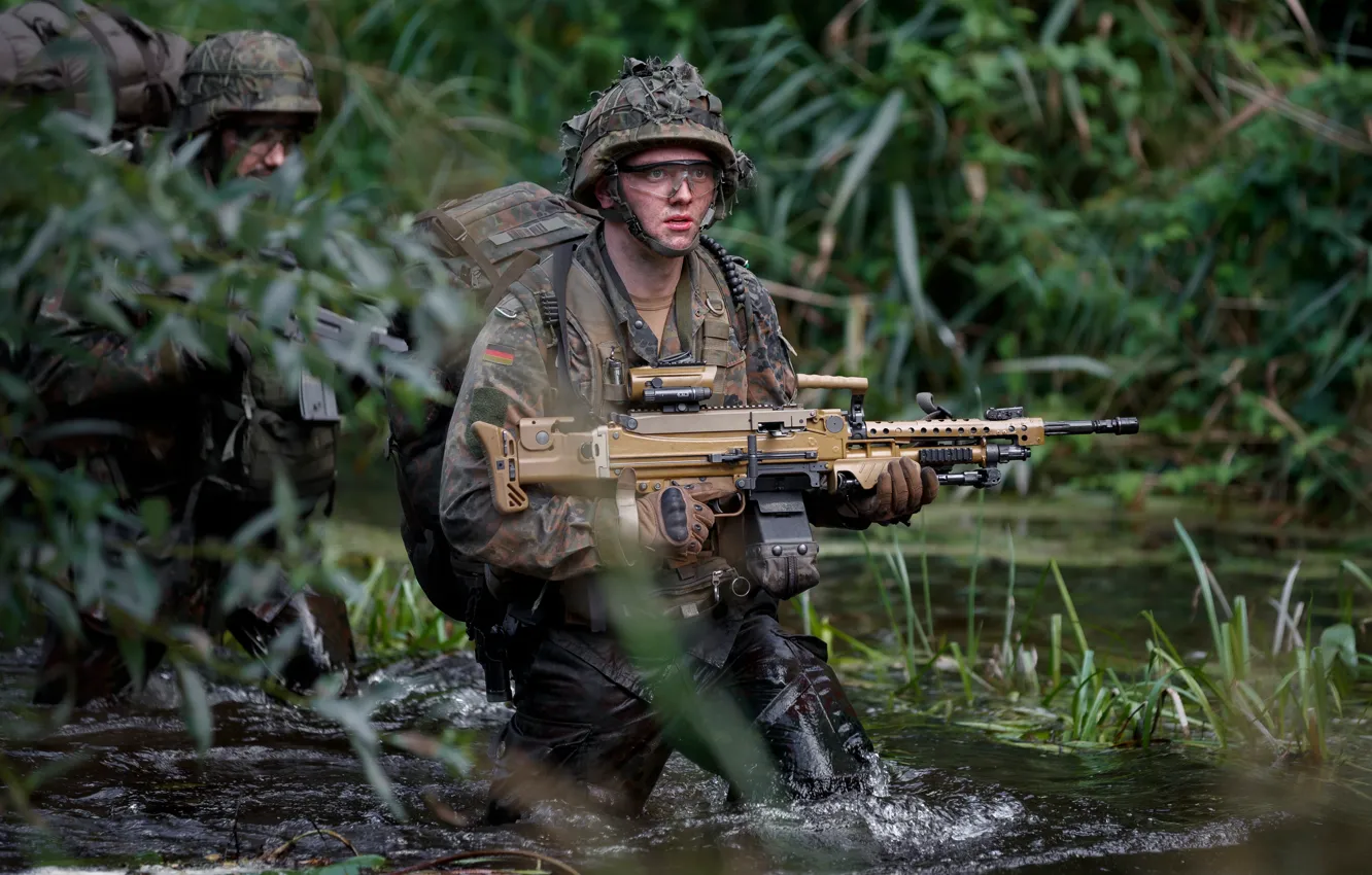 Photo wallpaper soldiers, the Bundeswehr, Bundeswehr, German single machine gun, Randow, General-purpose machine gun, Heckler and Koch …