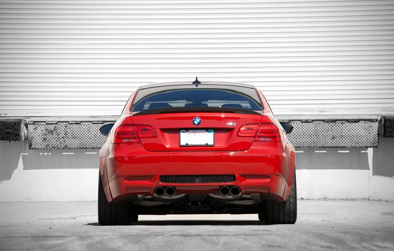 Photo wallpaper red, BMW, ass, BMW, red, wall, white, the reflection