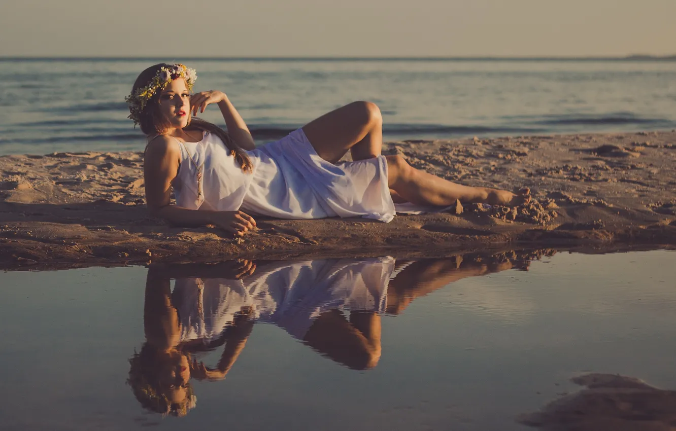 Photo wallpaper sand, sea, wave, beach, girl, pond, reflection, hair