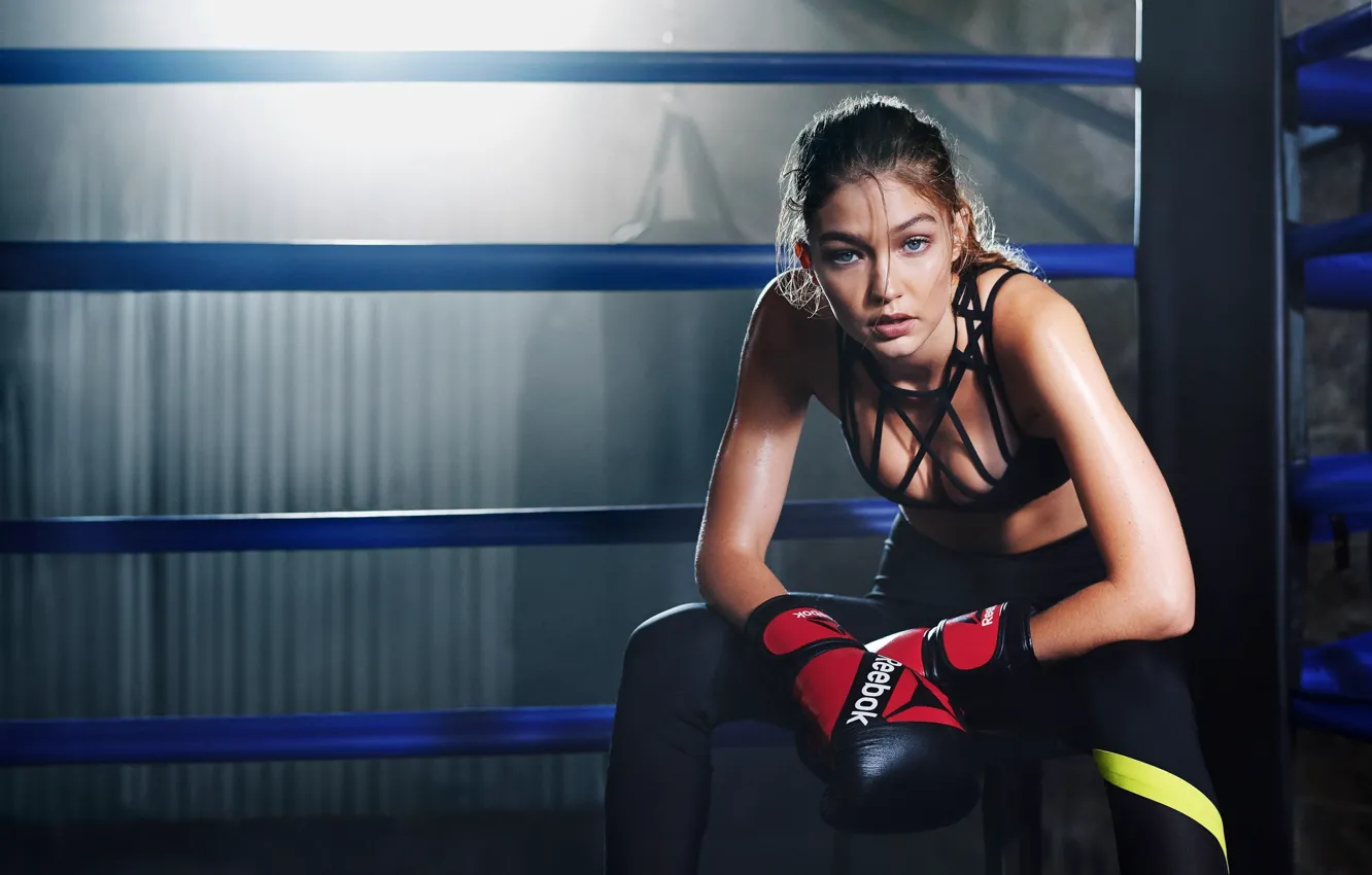 Photo wallpaper model, Boxing, training, Gigi Hadid