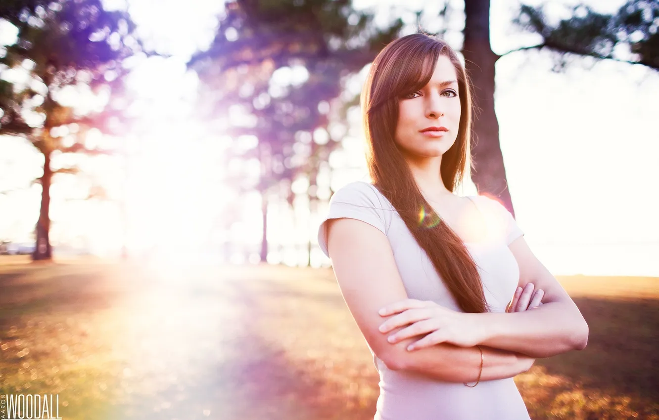 Photo wallpaper look, girl, the sun, photographer, cute, the edge, Aaron Woodall