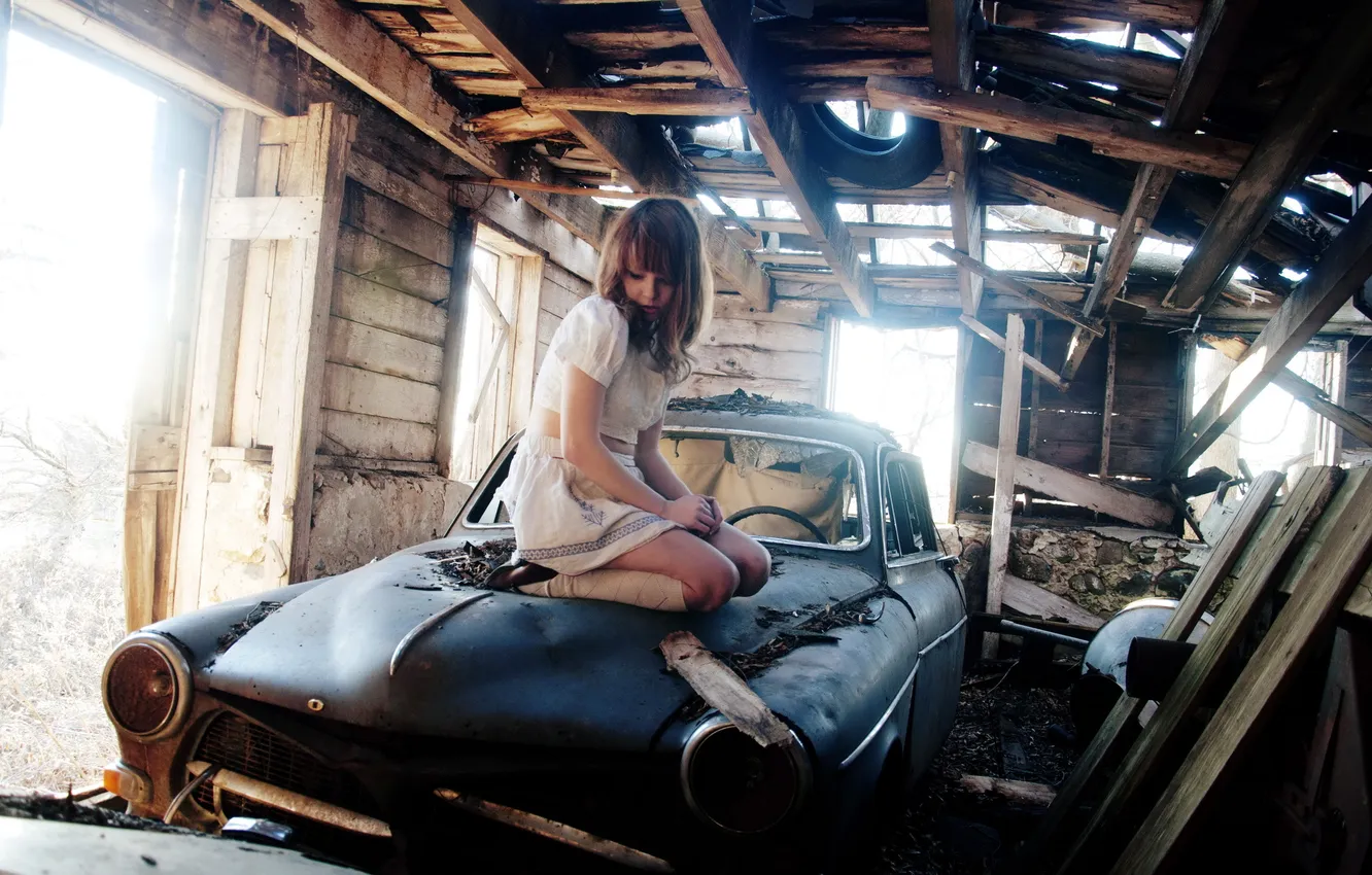 Photo wallpaper machine, girl, mood, garage