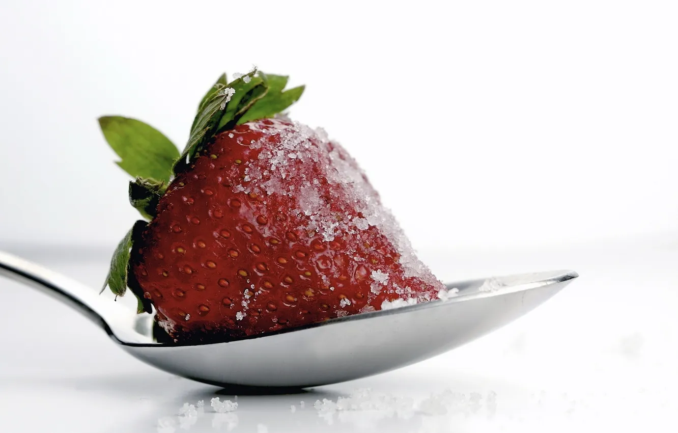 Photo wallpaper strawberry, spoon, sugar